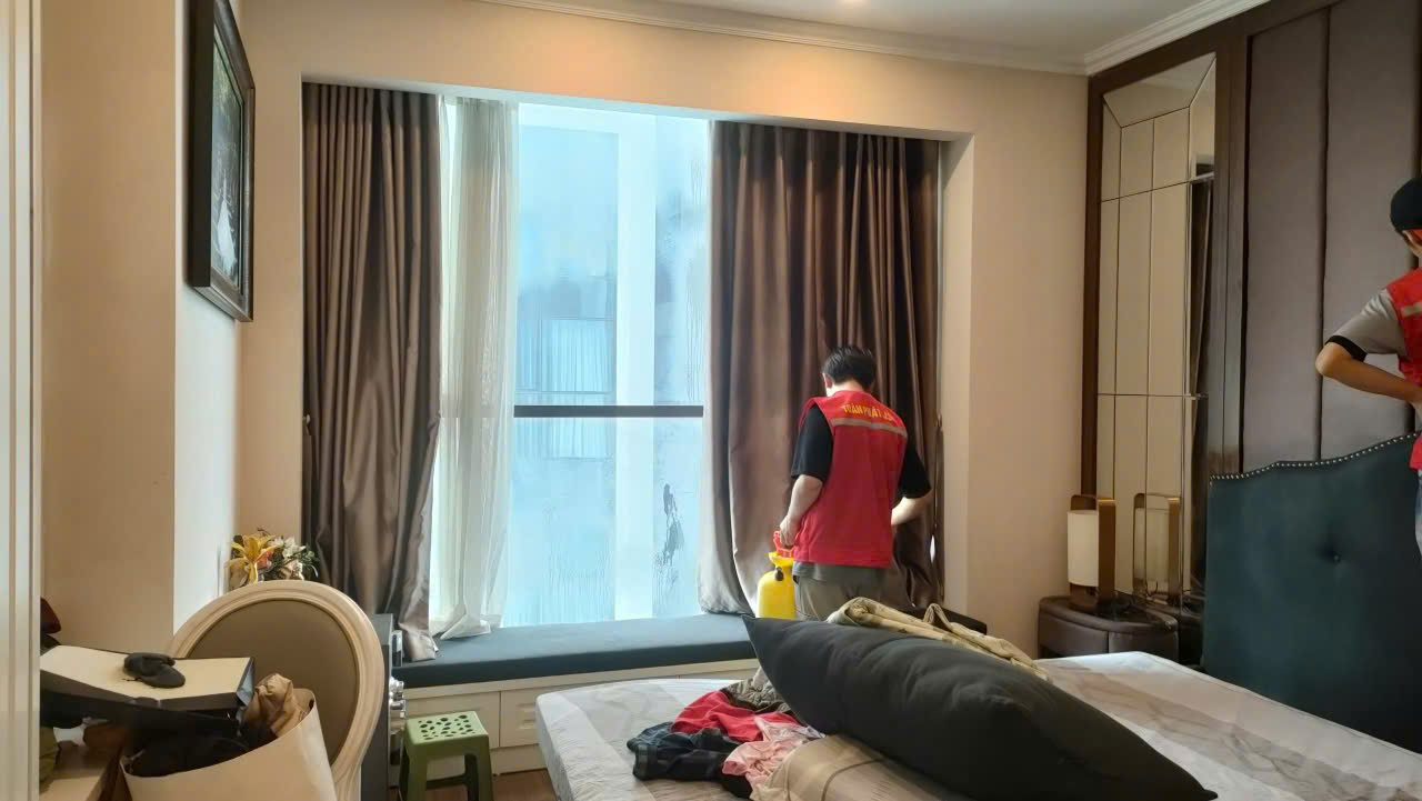 Dọn vệ sinh nhà đang ở